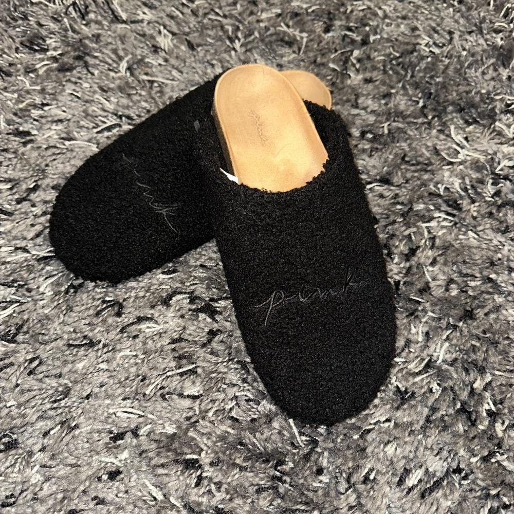 PINK Victoria's Secret Black Cozy Slippers
